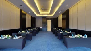 Каир: Dusit Thani LakeView Cairo