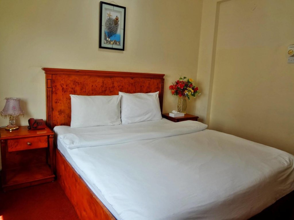 Шарджа: Dana Hotel