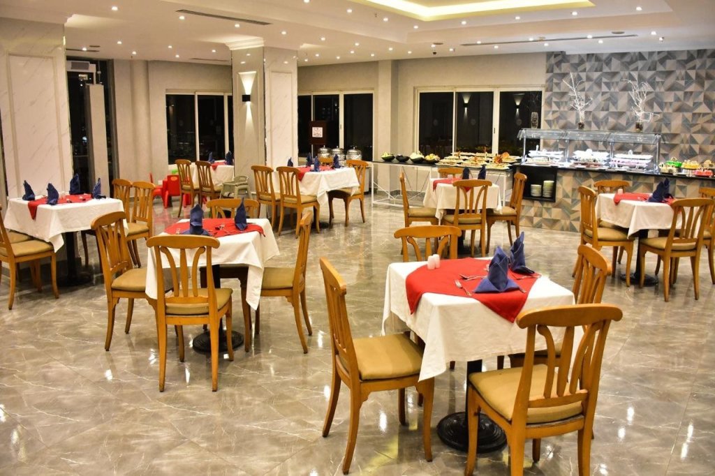 Шарм-эш-Шейх (Шарм-эль-Шейх): Cyrene Island Hotel