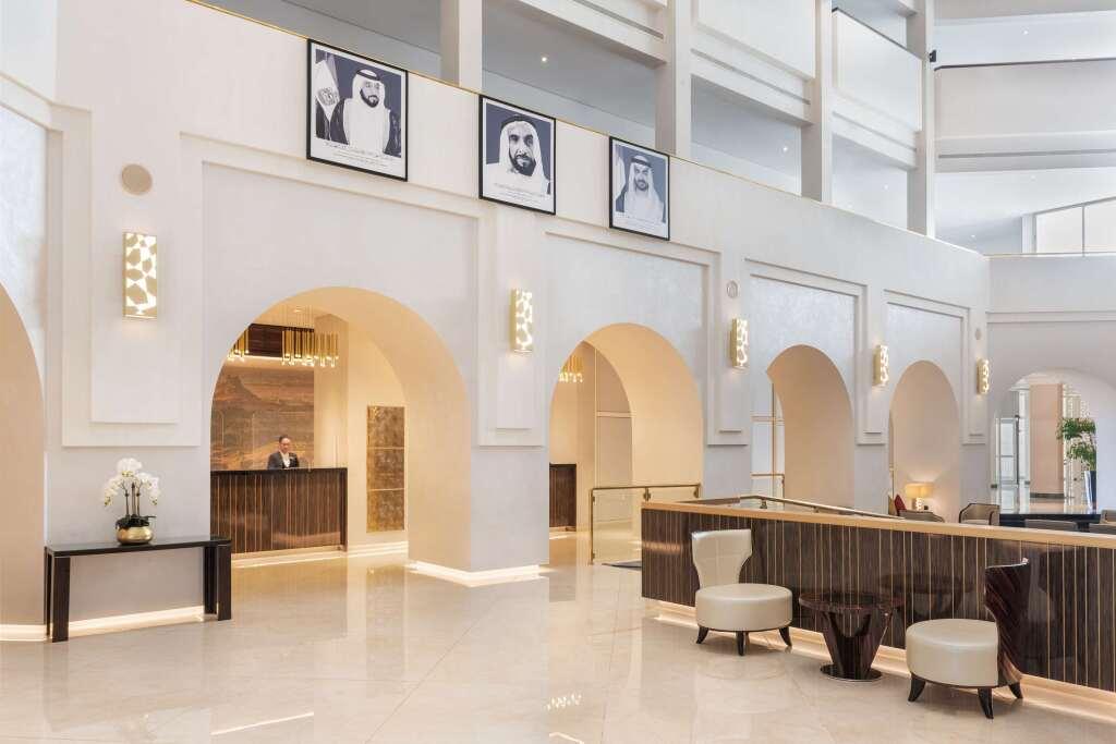 Эль-Айн: Radisson Blu Hotel & Resort