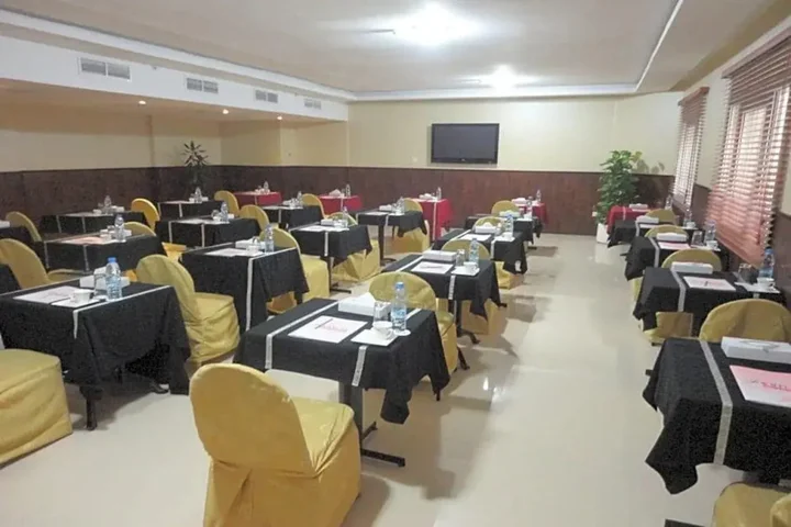 Дубай: Fortune Plaza Hotel