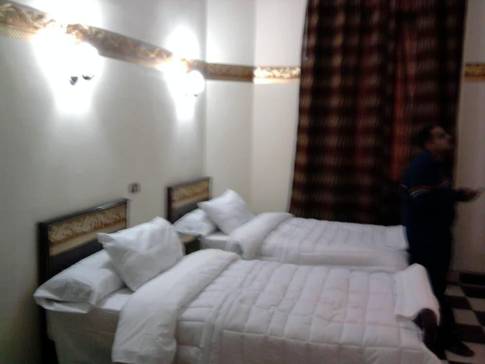 Александрия: Acropole Hotel