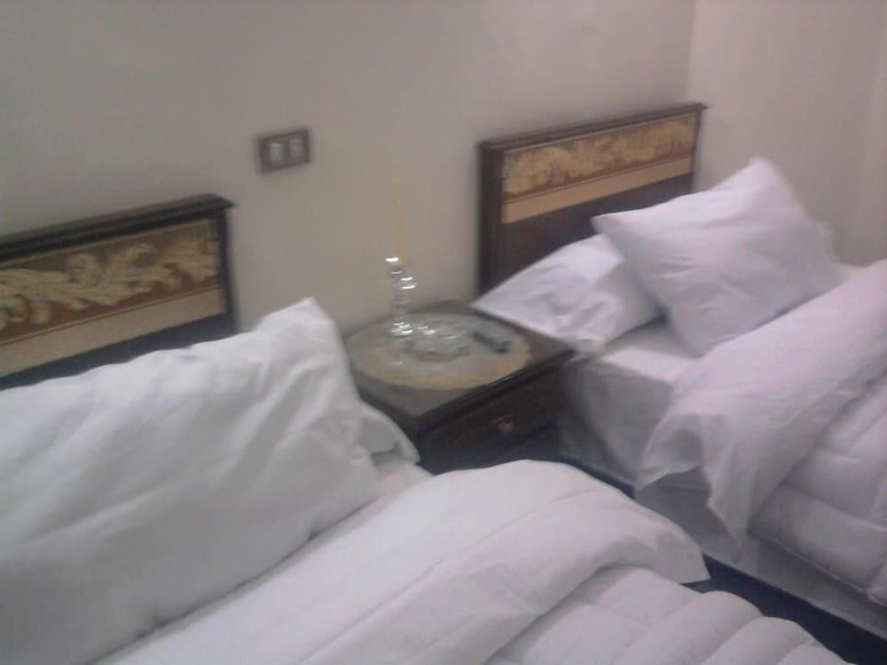 Александрия: Acropole Hotel