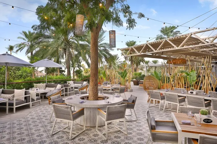 Дубай: Отель Le Méridien Mina Seyahi Beach Resort & Waterpark