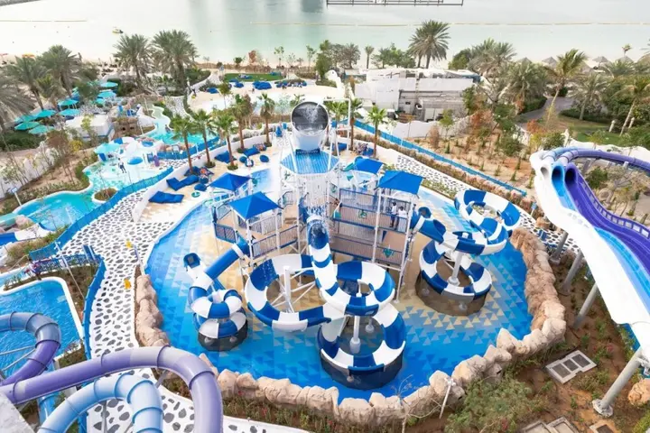 Дубай: Отель Le Méridien Mina Seyahi Beach Resort & Waterpark