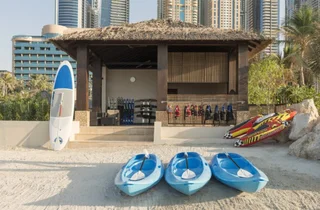 Дубай: Отель Le Méridien Mina Seyahi Beach Resort & Waterpark