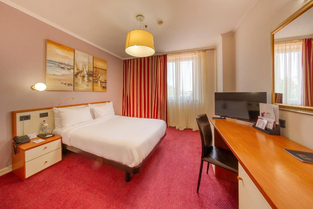 Ереван: Отель Best Western Plus Congress Hotel