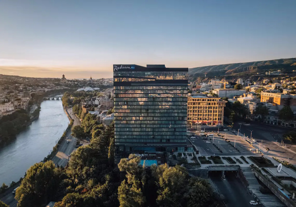 Тбилиси: Отель Radisson Blu Iveria Hotel, Tbilisi