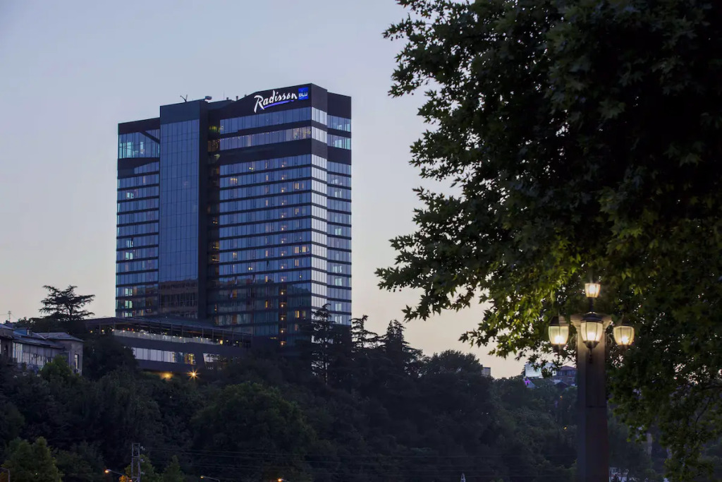 Тбилиси: Отель Radisson Blu Iveria Hotel, Tbilisi