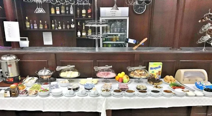 Баку: Alp Inn