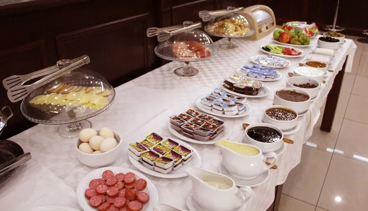 Баку: Alp Inn