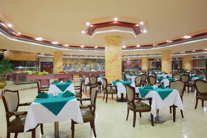 Хургада: Emerald Aqua Park City