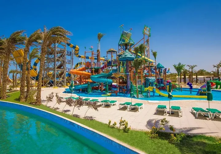 Хургада: Emerald Aqua Park City