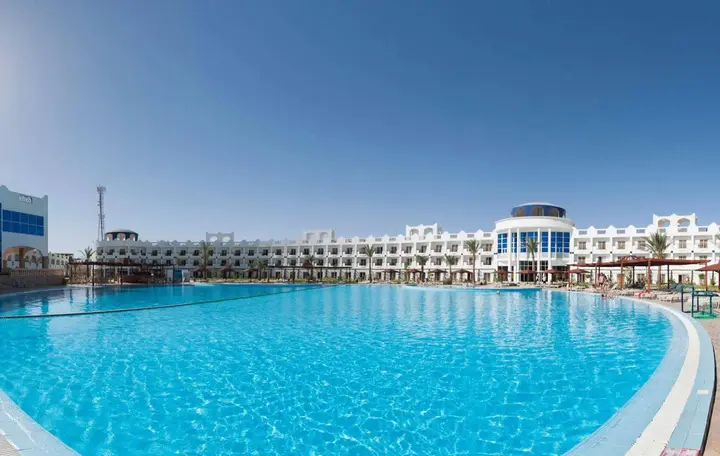 Хургада: Golden 5 Topaz Club Suites Hotel