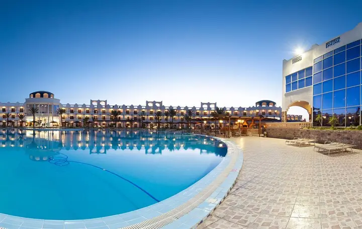 Хургада: Golden 5 Sapphire Suites Hotel