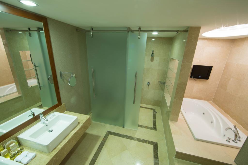 Баку: Отель Point Hotel Baku