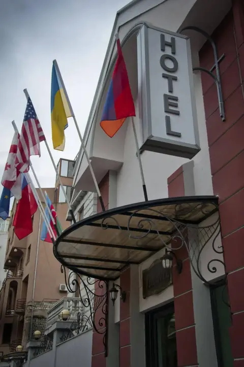 Тбилиси: Гостиница Tbilotel