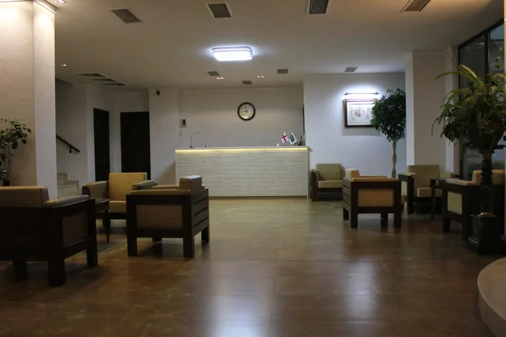 Тбилиси: Гостиница Tbilotel