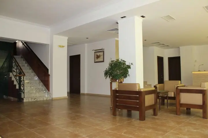 Тбилиси: Гостиница Tbilotel
