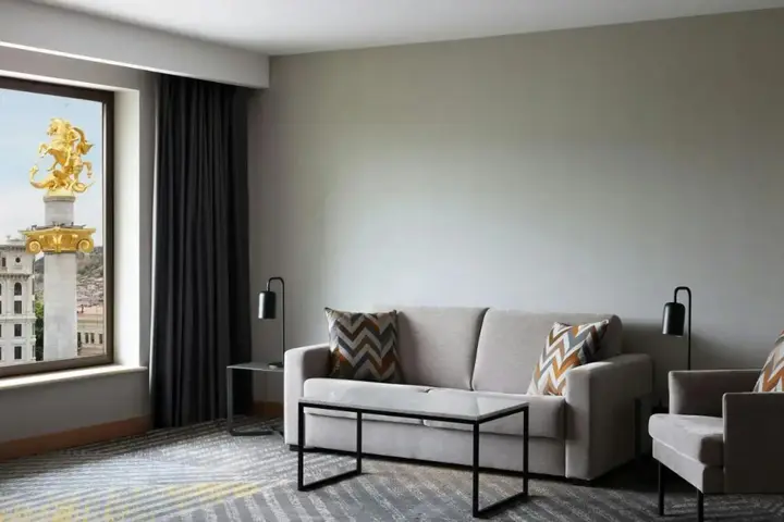 Тбилиси: Отель Courtyard by Marriott Tbilisi