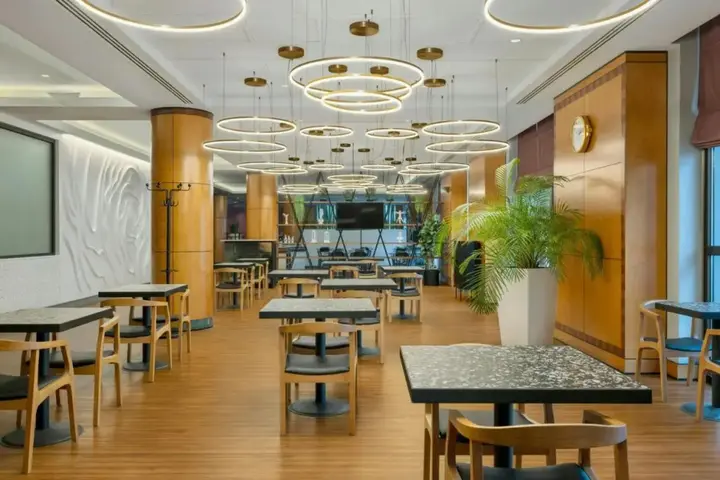 Тбилиси: Отель Courtyard by Marriott Tbilisi