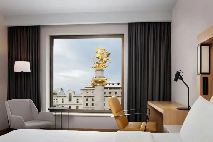 Тбилиси: Отель Courtyard by Marriott Tbilisi