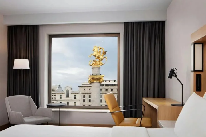 Тбилиси: Отель Courtyard by Marriott Tbilisi