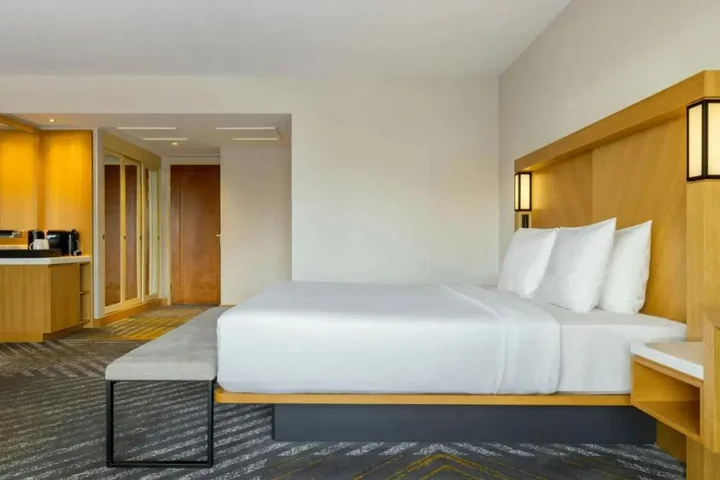 Тбилиси: Отель Courtyard by Marriott Tbilisi