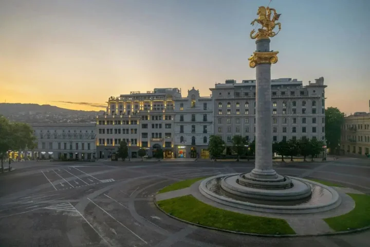 Тбилиси: Отель Courtyard by Marriott Tbilisi