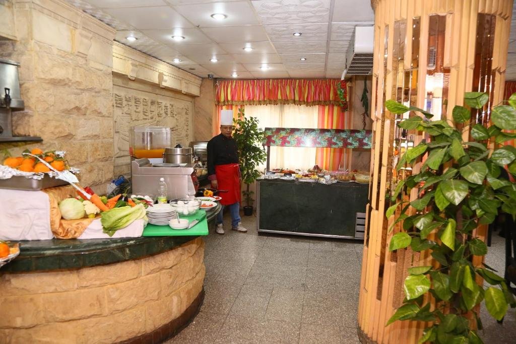 Каир: Happy City Hotel