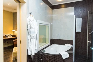 Баку: Отель Excelsior Hotel & Spa Baku