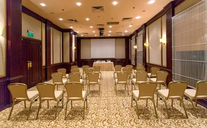 Баку: Отель Excelsior Hotel & Spa Baku