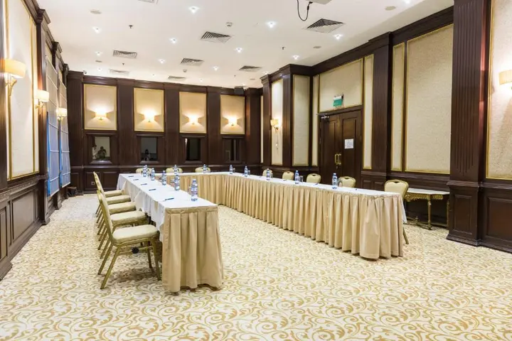 Баку: Отель Excelsior Hotel & Spa Baku