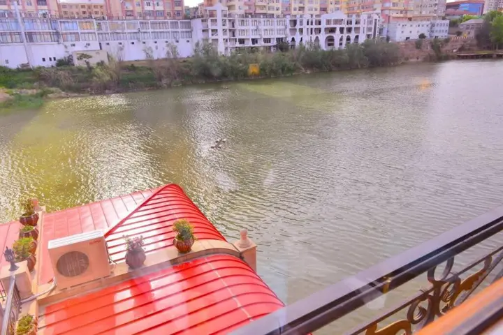Баку: Отель Lake Palace