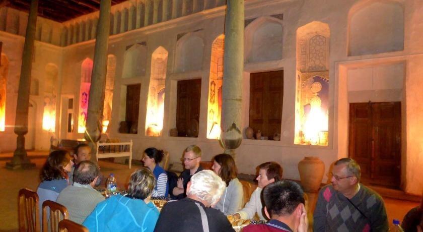 Бухара: hotel hovli poyon