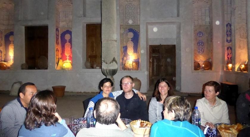 Бухара: hotel hovli poyon