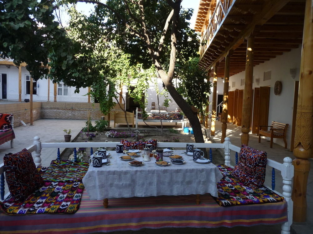 Бухара: hotel hovli poyon