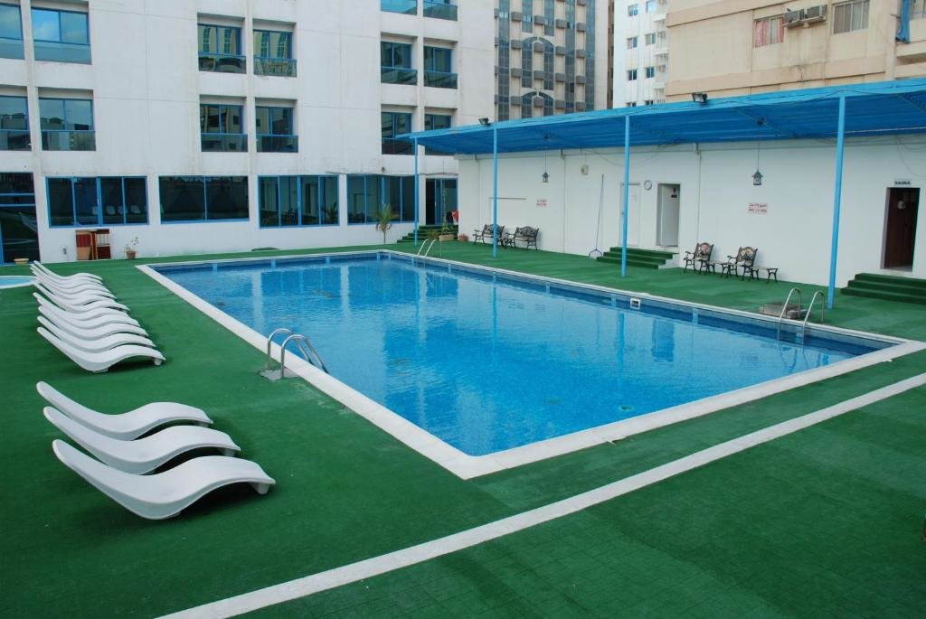 Шарджа: Al Bustan Hotel Flats