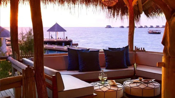 Атолл Шавийани: Viceroy Maldives