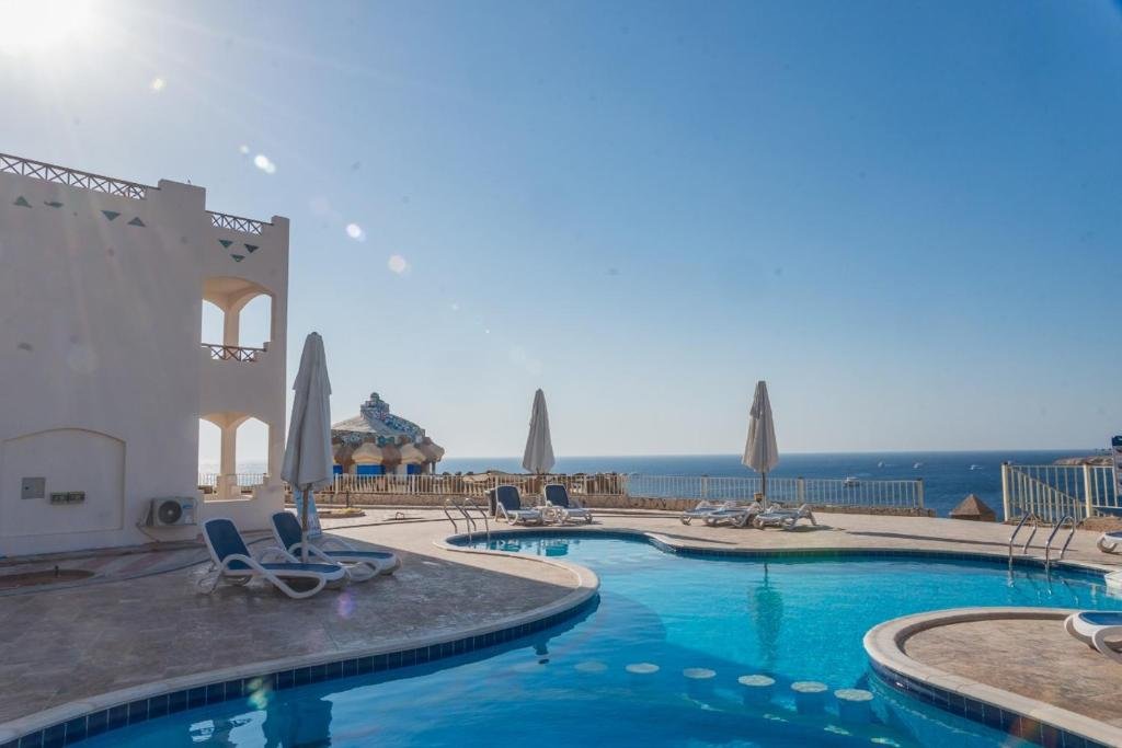 Шарм-эш-Шейх (Шарм-эль-Шейх): Sharks Bay Oasis