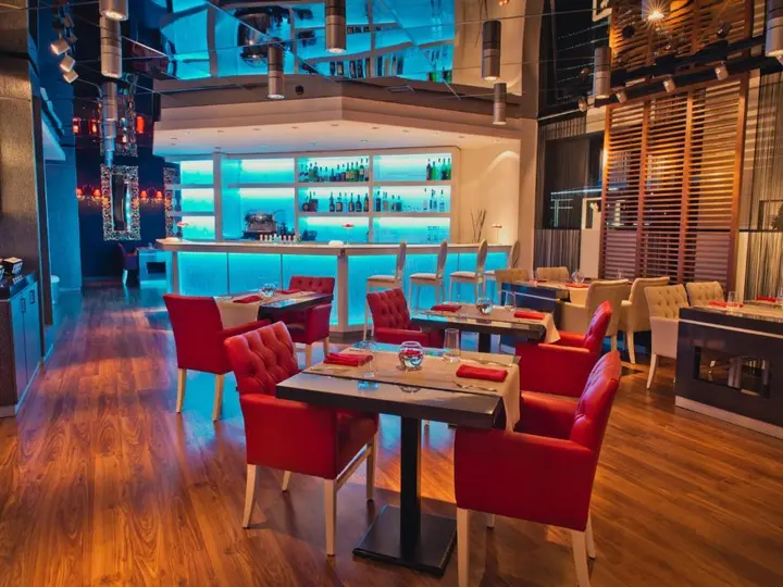 Баку: Отель Chirag Plaza Hotel & Business Center