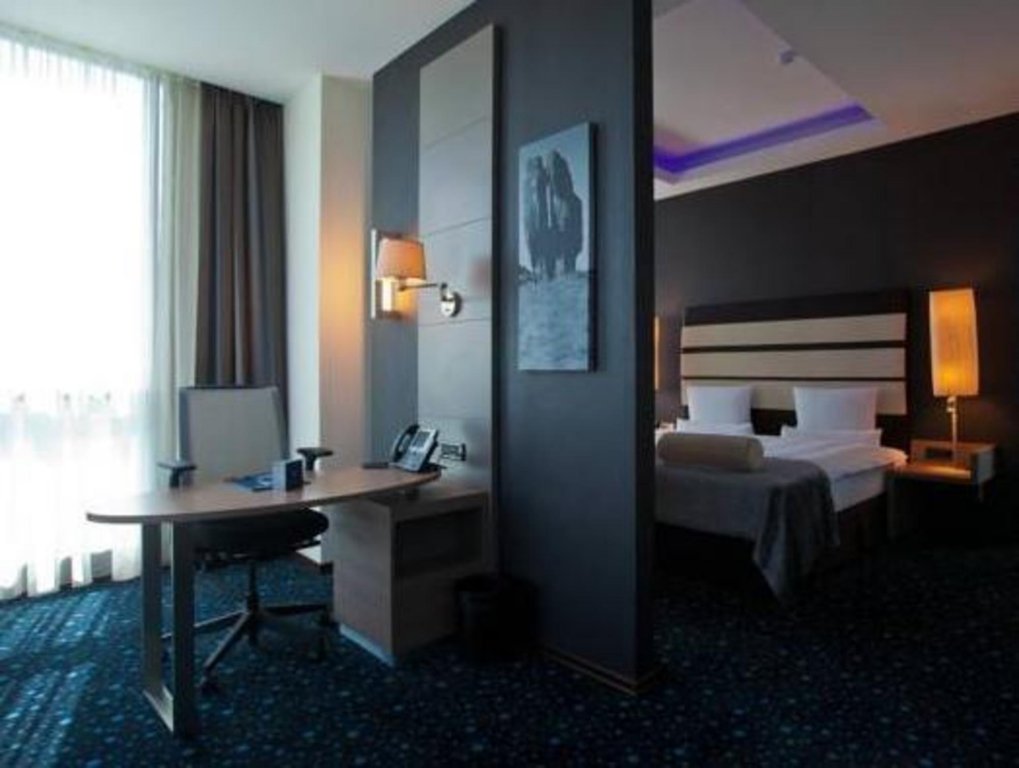 Баку: Отель Chirag Plaza Hotel & Business Center