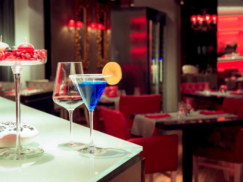Баку: Отель Chirag Plaza Hotel & Business Center