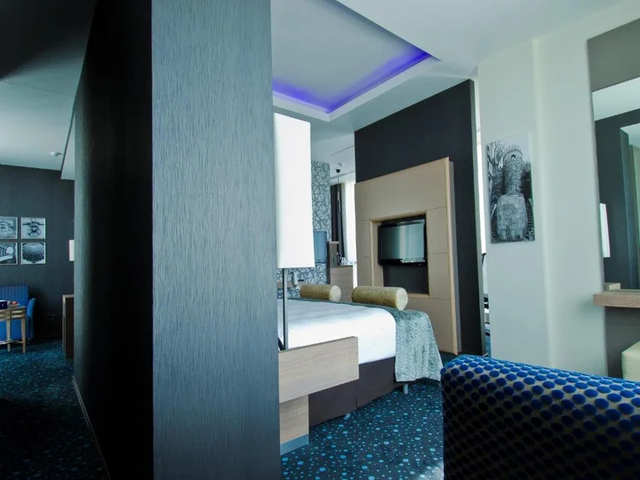 Баку: Отель Chirag Plaza Hotel & Business Center