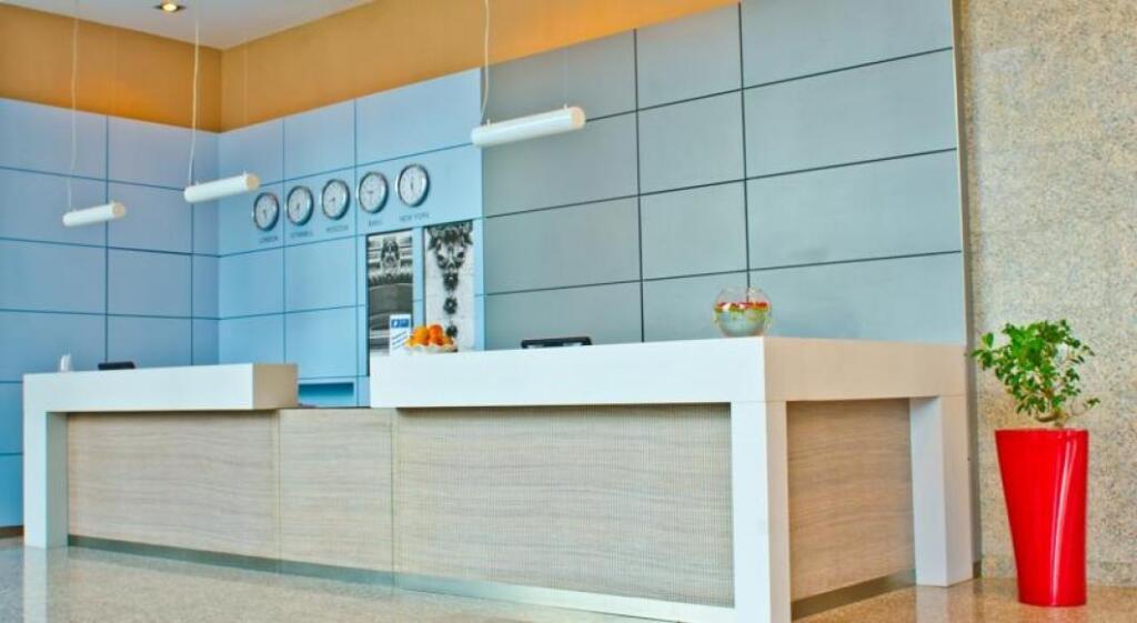 Баку: Отель Chirag Plaza Hotel & Business Center