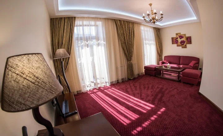 Цахкадзор: Курортный отель Elegant