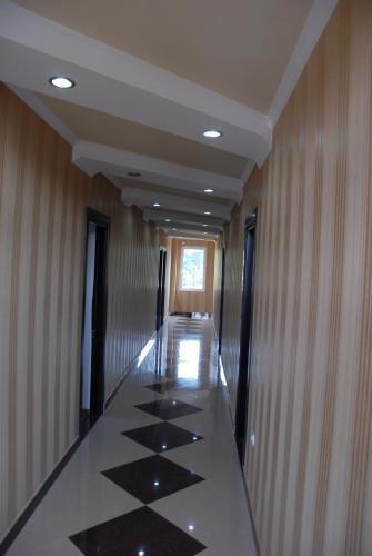 Уреки: Hotel Exotica