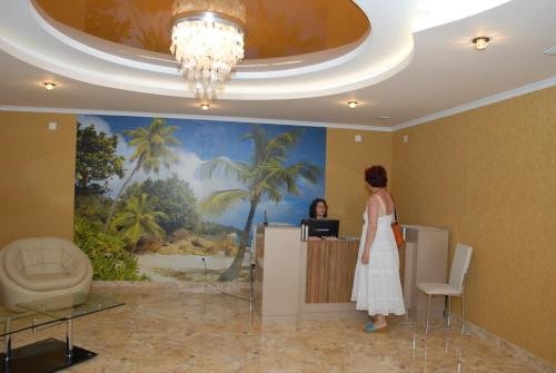 Уреки: Hotel Exotica