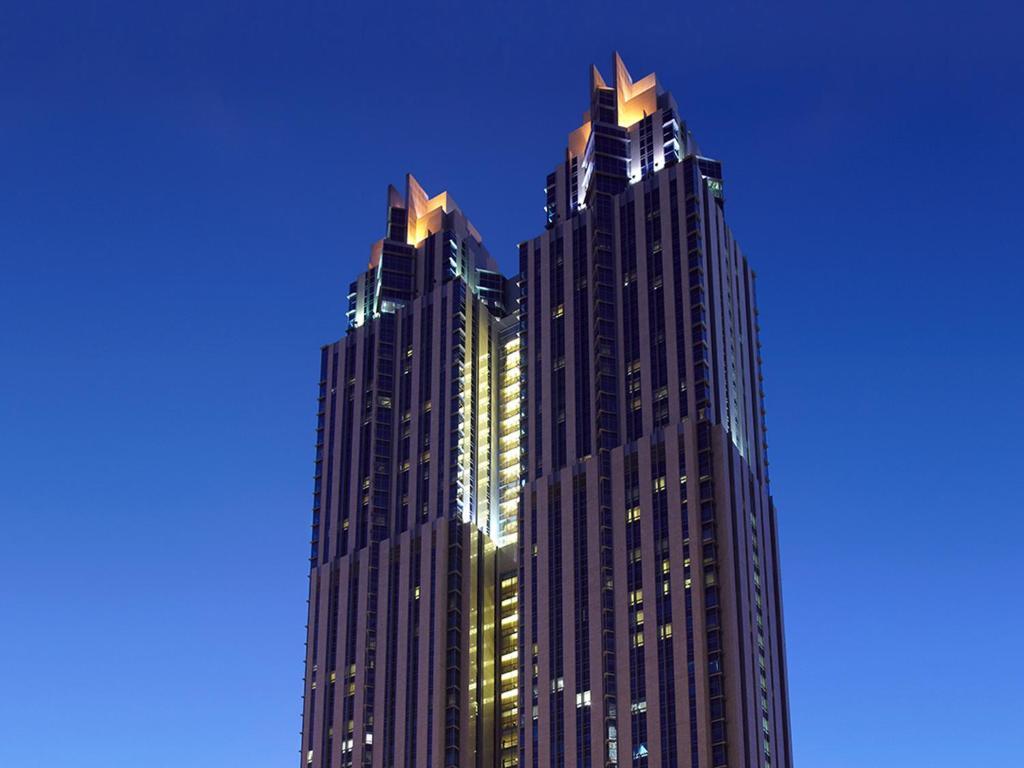 Дубай: Shangri-La Residences and Apartments