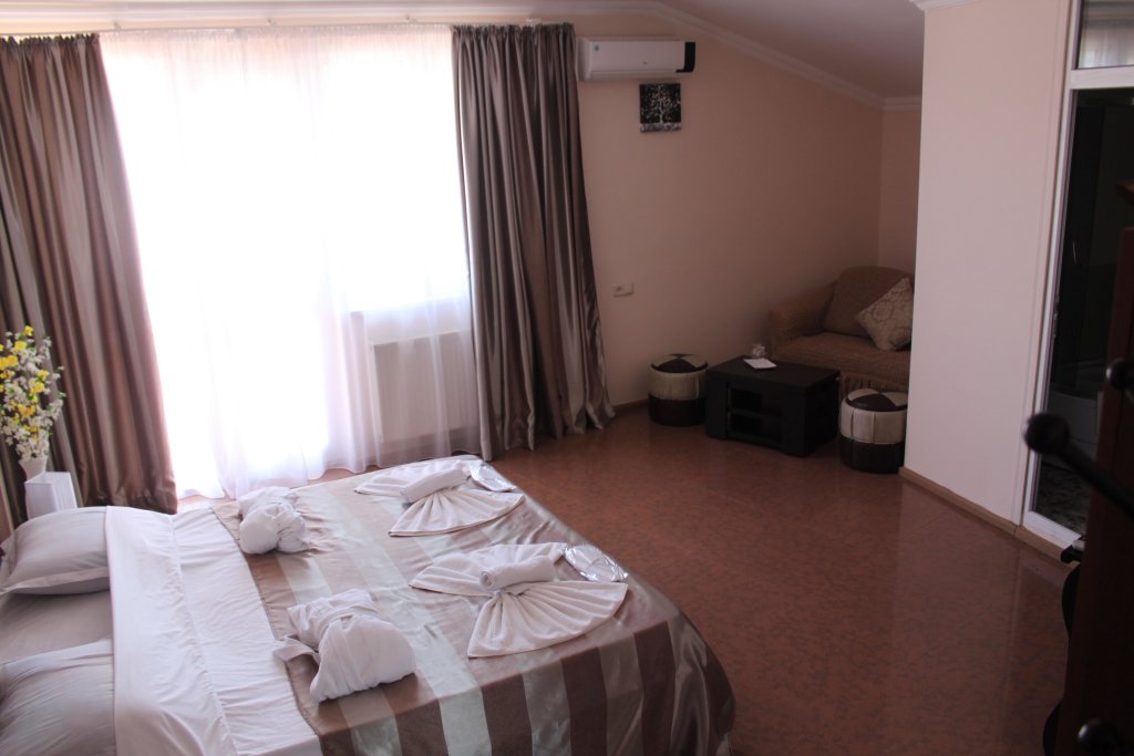 Тбилиси: Hotel Avlabari